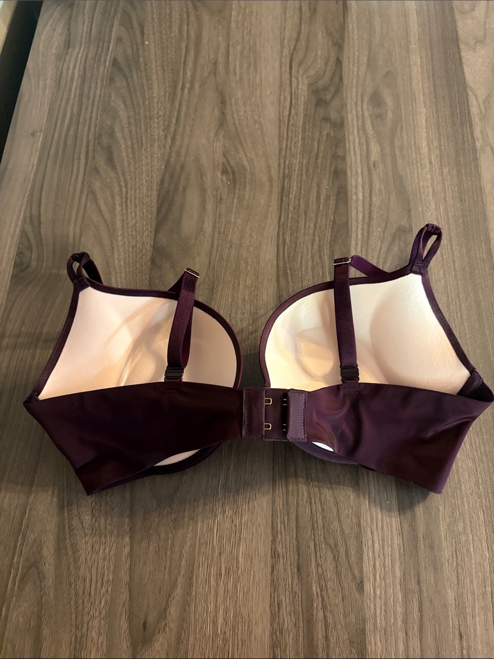 Victoria’s Secret | Bombshell Plunge - Picture 4 of 16